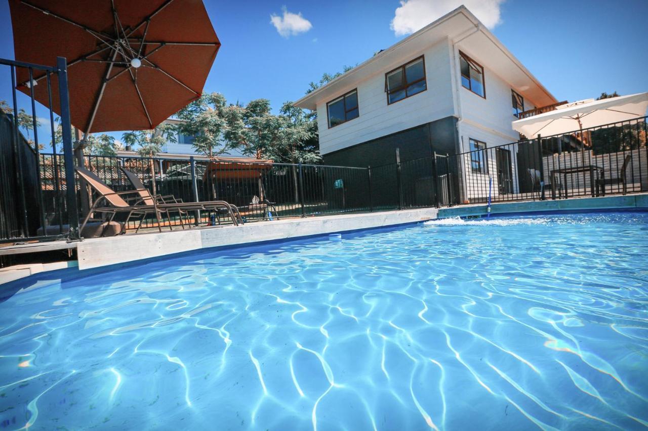 Swimming Pool Holiday Villa Όκλαντ Εξωτερικό φωτογραφία